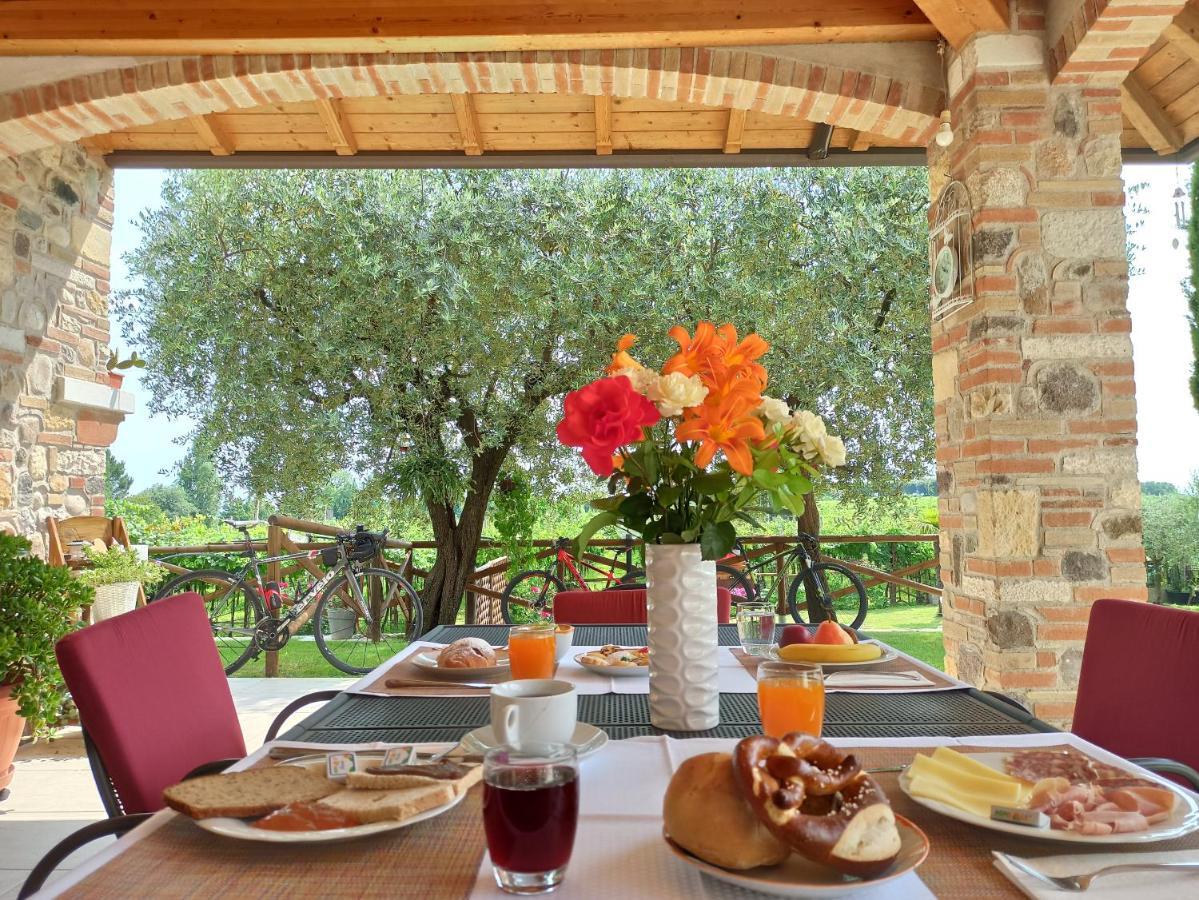 קולה Le Zampolle B & B מראה חיצוני תמונה