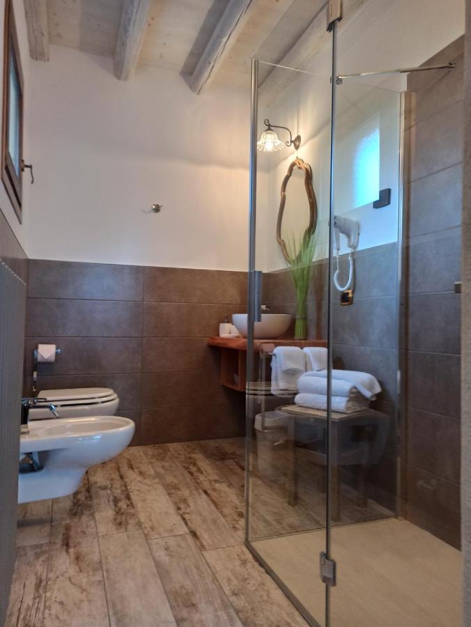 קולה Le Zampolle B & B מראה חיצוני תמונה