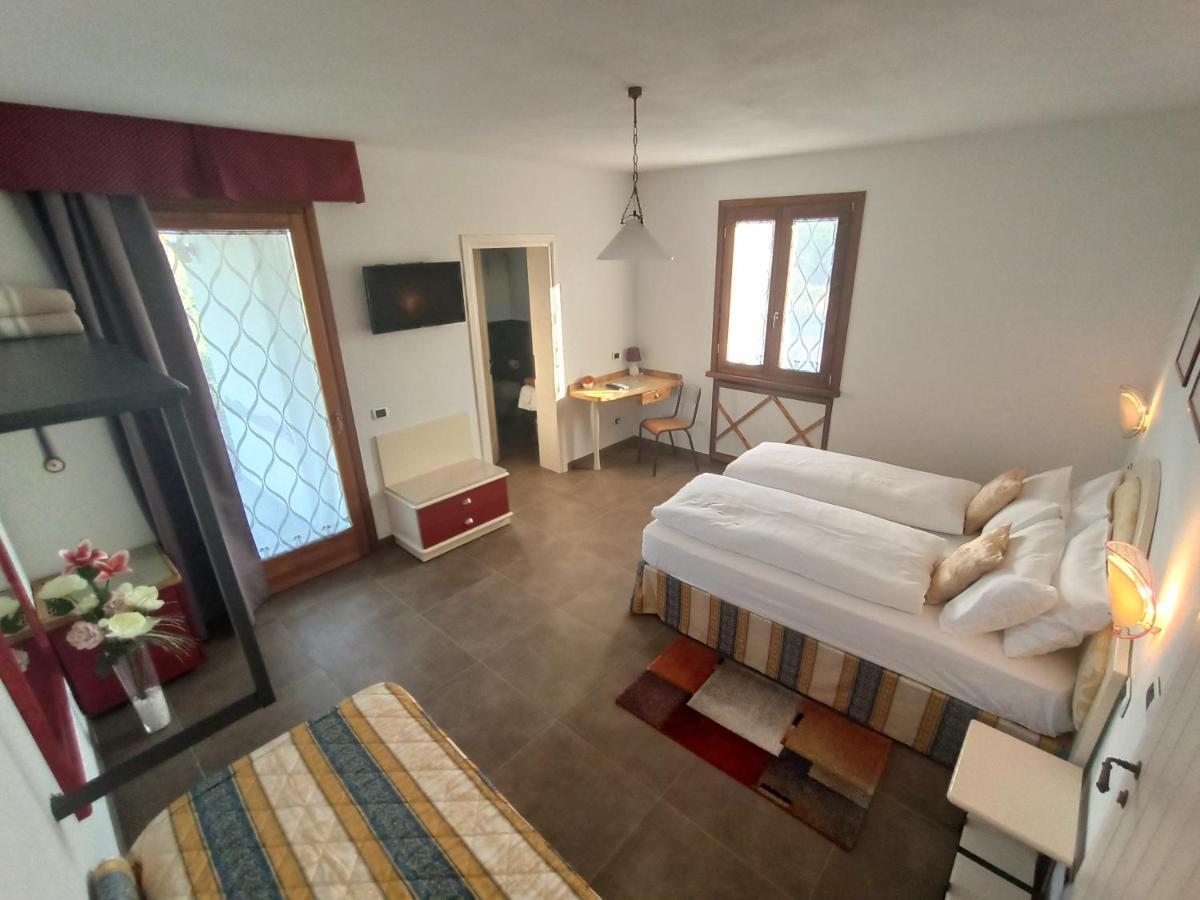 קולה Le Zampolle B & B מראה חיצוני תמונה